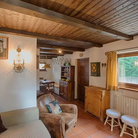 Joivy Idyllic Flat For 7 With Free Parking Close To Ski Lift * Courmayeur